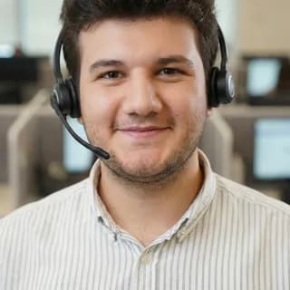 PinnerOne Müşteri Destek Ekibi Üyesi 2